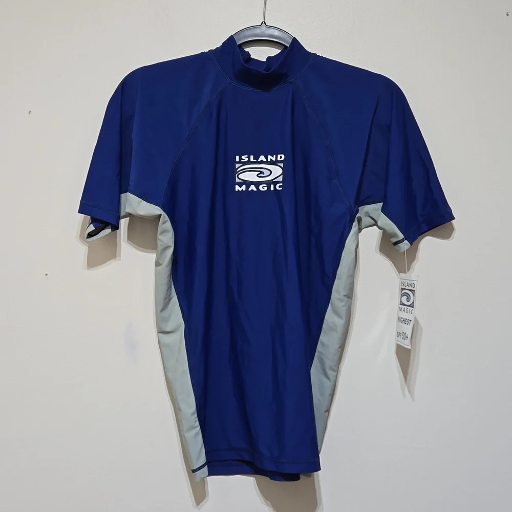 Island Magic Rash Guard - Picture 1 of 5